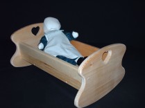 Child Play – Unfinished Pine Doll Cradle with cut-out hearts