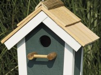 Cedar Roof Birdhouse